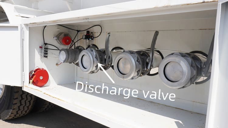 3 Axle 45000 Liters Diesel Fuel Tanker